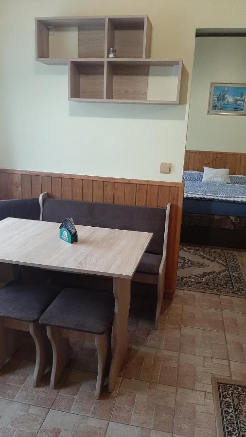 Guest House Vila Frýdštejn מראה חיצוני תמונה