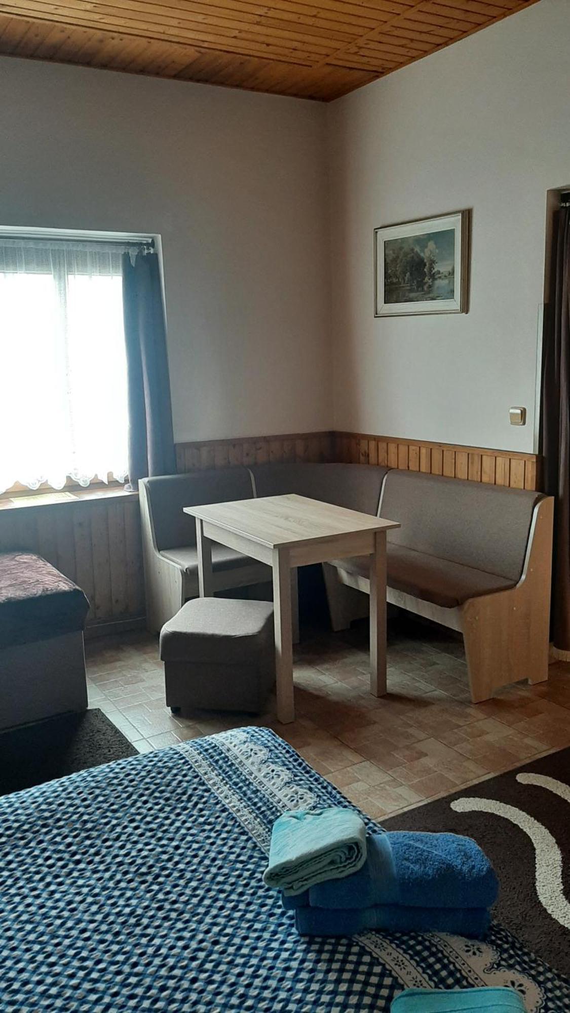 Guest House Vila Frýdštejn מראה חיצוני תמונה